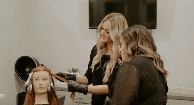 School vs. Apprenticeship: The Path to Becoming a Hairdresser  •  <a href='https://youbeautylounge.com/articles/school-vs-apprenticeship-the-path-to-becoming-a-hairdresser'>Click Here →</a>